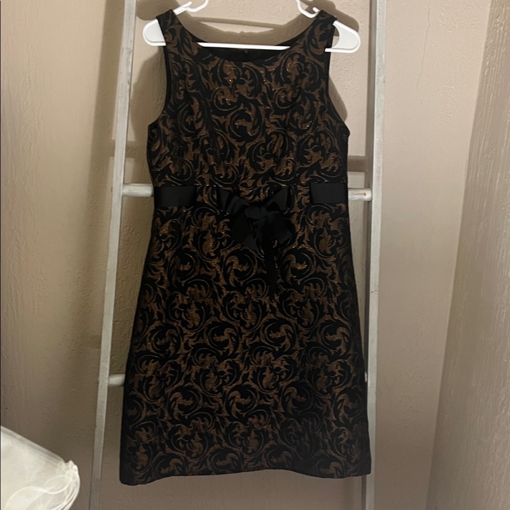 Jessica Howard Black and Gold Dress